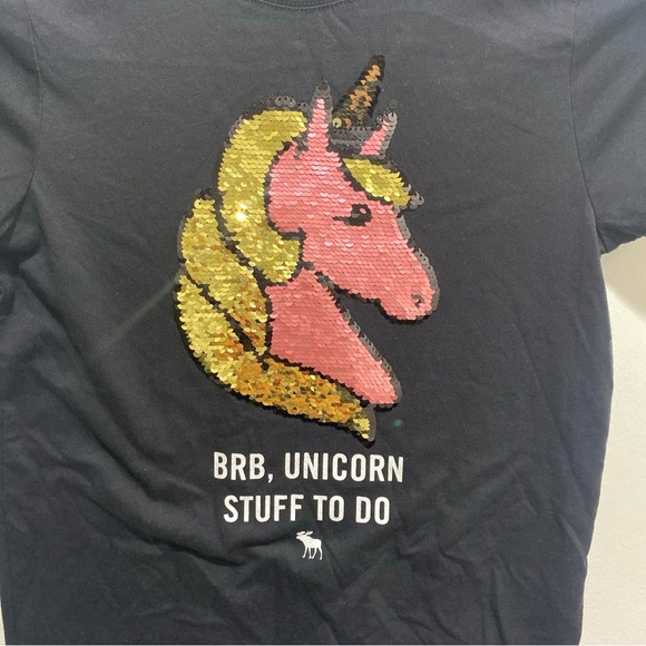Abercrombie Kids Blue Unicorn Flip Sequin Graphic T-Shirt 9/10 NWOT - Picture 2 of 2
